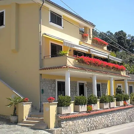 Bed & Breakfast Spigolatrice 3*