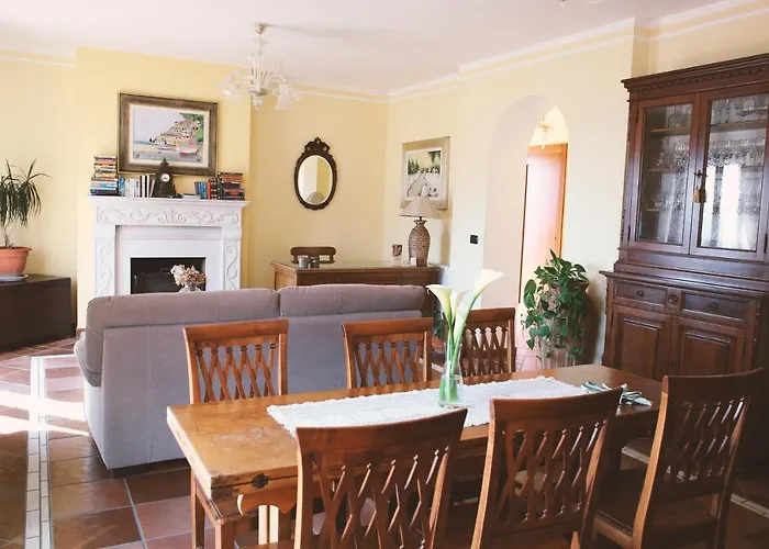 לינה וארוחת בוקר Spigolatrice 3*