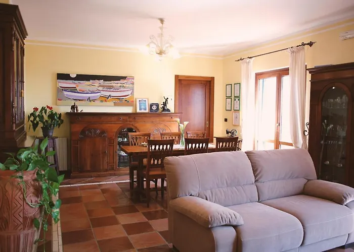 Spigolatrice לינה וארוחת בוקר סאפרי