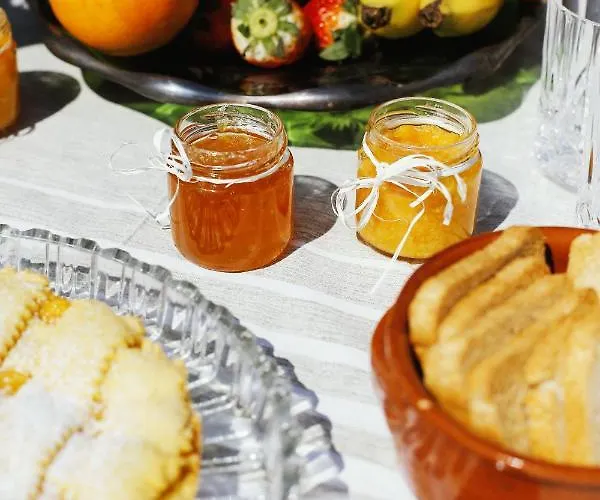 Spigolatrice לינה וארוחת בוקר סאפרי